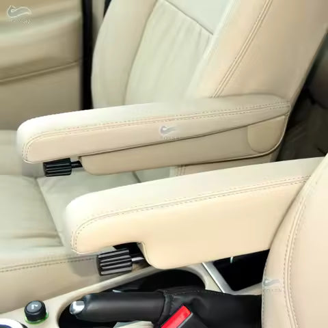 Front seat with built in armrests