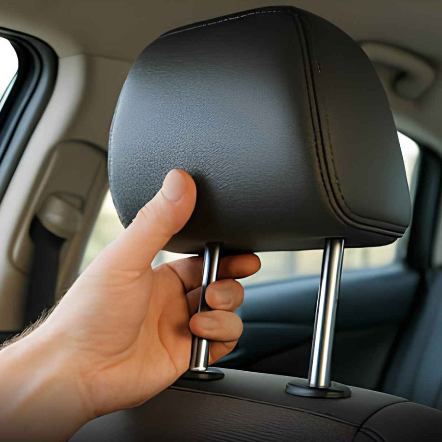 Front seat with removable headrest